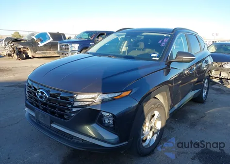 2022 Hyundai Tucson Sel z USA, uszkodzony, nr VIN 5NMJB3AE7NH005570